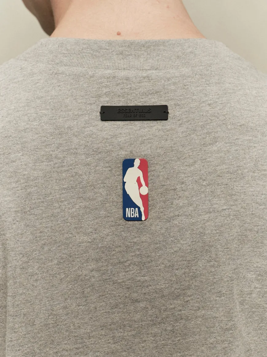 Essentials Wolves Tee