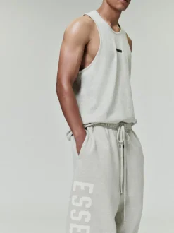 Lightweight Essential Tank